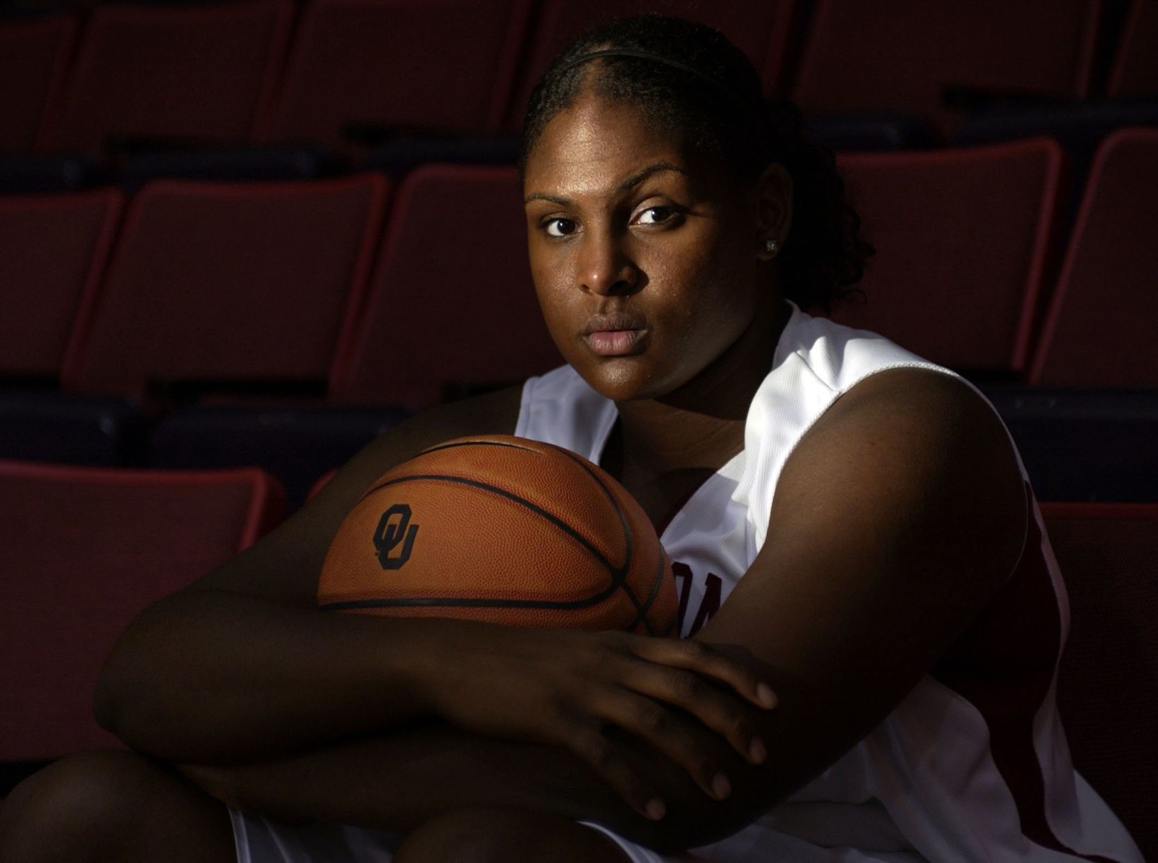 Courtney Paris returning to OU
